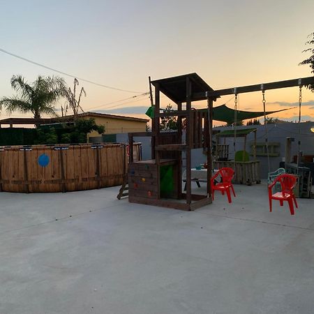 Casa Enric , Con Zona Infantil, Piscina Y Parking Privado Guest House Делтебре Екстериор снимка