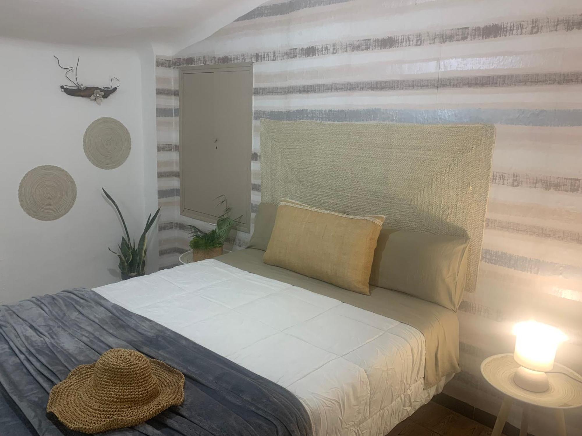 Casa Enric , Con Zona Infantil, Piscina Y Parking Privado Guest House Делтебре Екстериор снимка