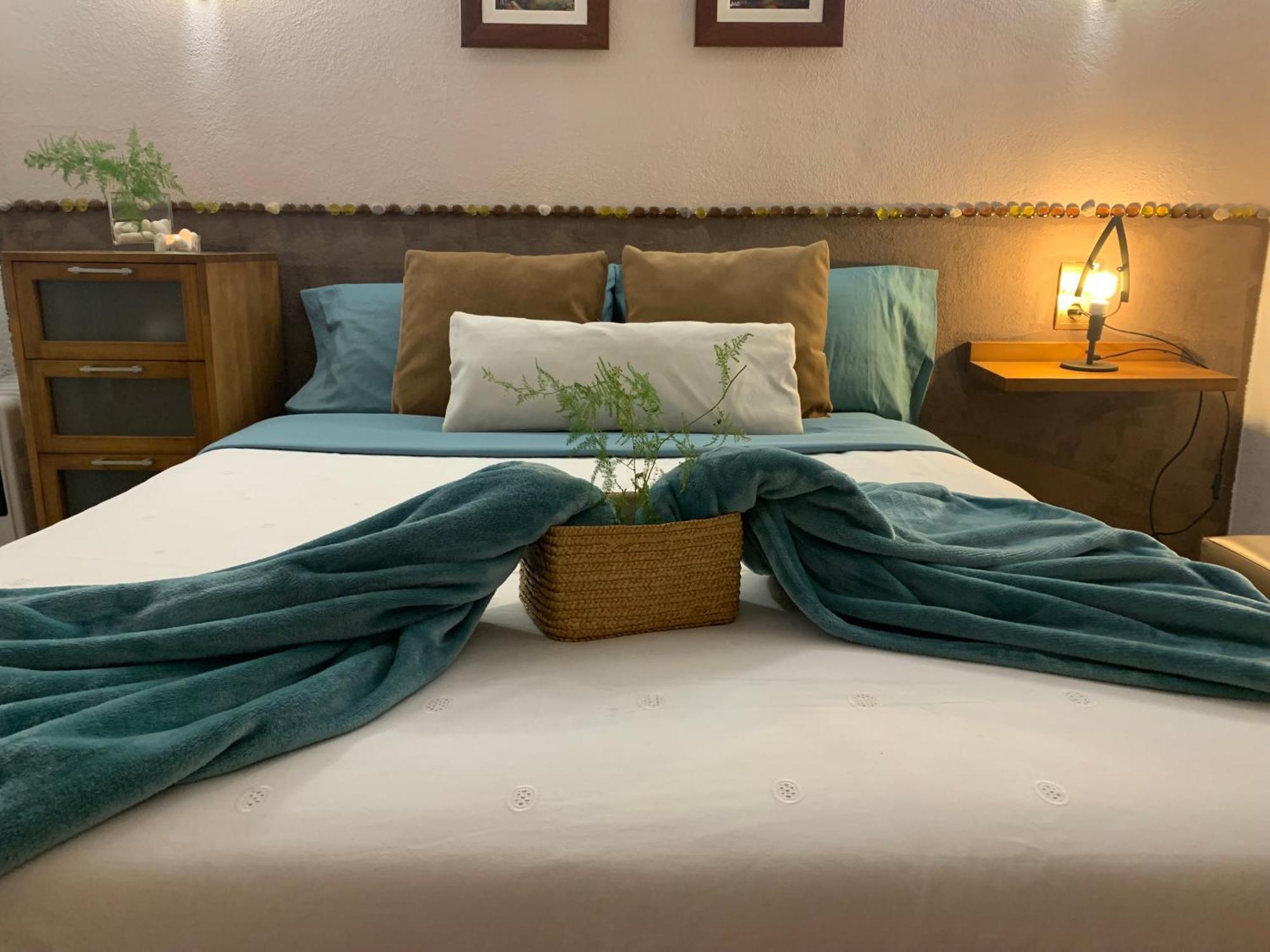 Casa Enric , Con Zona Infantil, Piscina Y Parking Privado Guest House Делтебре Екстериор снимка