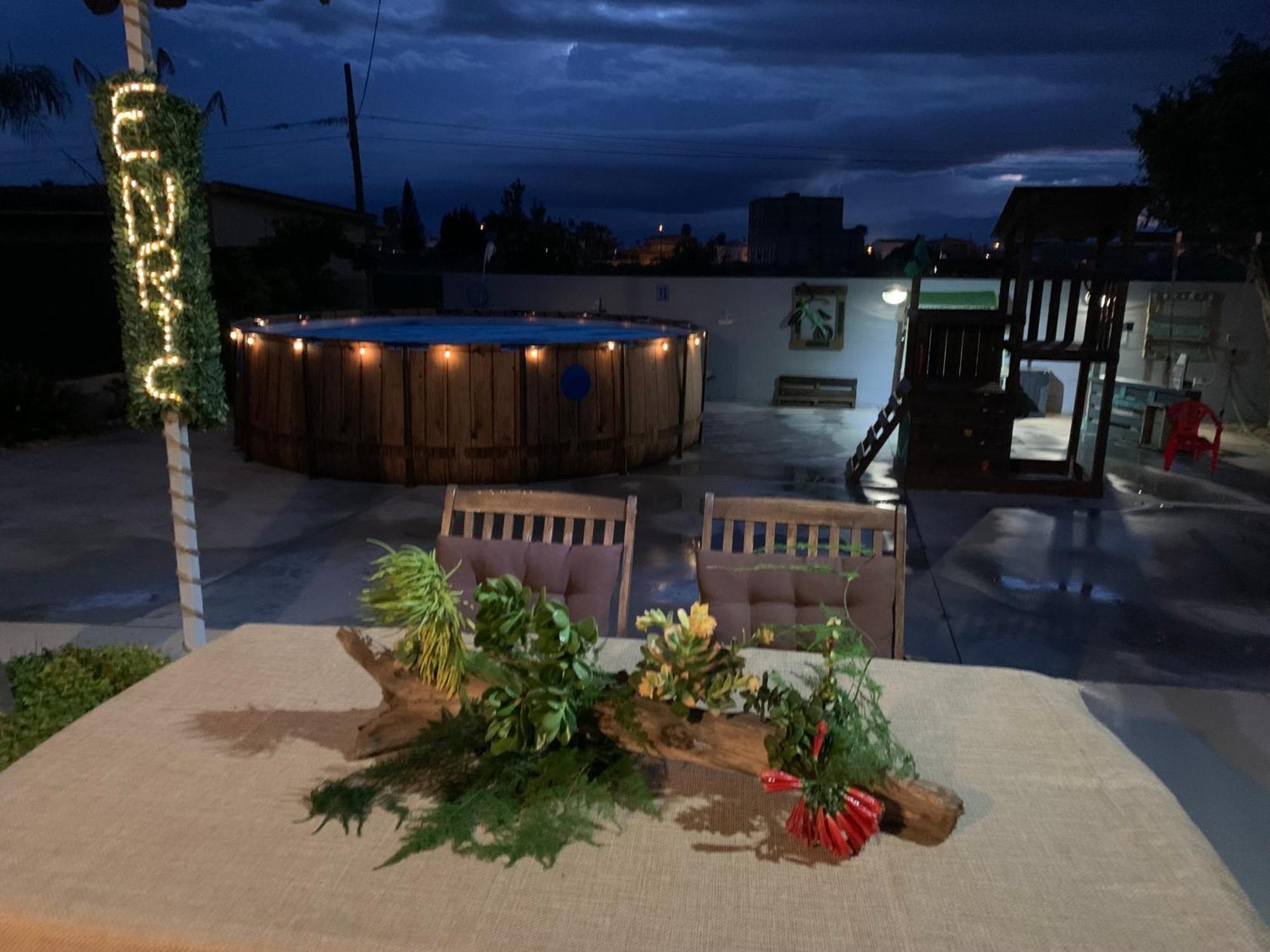 Casa Enric , Con Zona Infantil, Piscina Y Parking Privado Guest House Делтебре Екстериор снимка